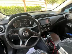 2021 Nissan Versa SR