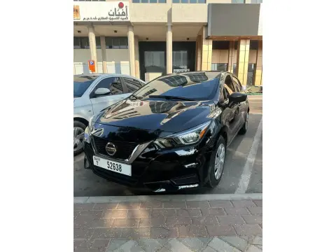2021 Nissan Versa SR