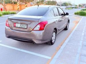 2019 نيسان صني EX