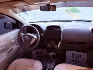 2019 نيسان صني EX