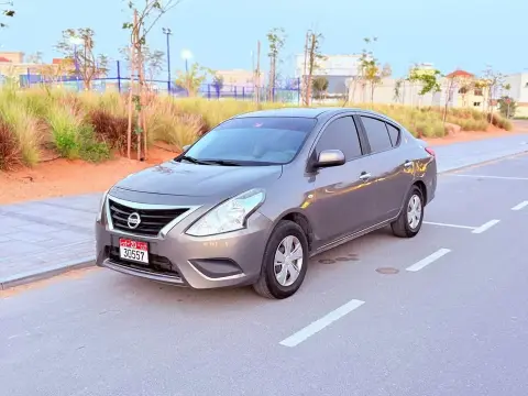2019 نيسان صني EX