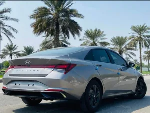 2022 هيونداي النترا SEL