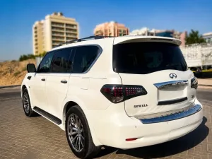 2017 Infiniti QX80