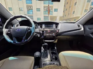 2012 Kia K7 No Trim