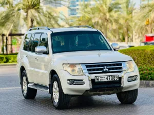 2018 Mitsubishi Pajero GLS