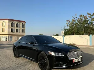 2018 Lincoln Continential Black Label