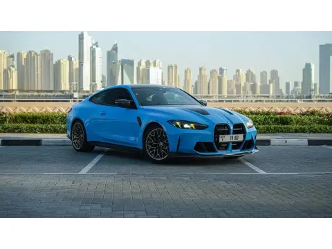 2025 بي أم دابليو ام ٤ CSL