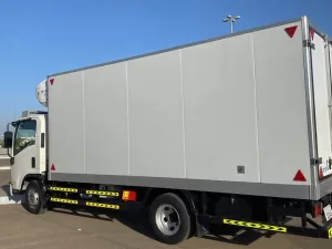 2025 Isuzu NBR No Trim