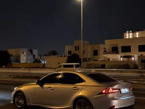 2014 لكزس اي اس IS 250