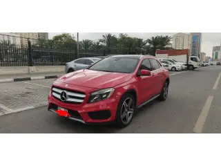 2016 Mercedes-Benz GLA في Dubai سيارة مستعملة