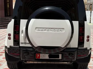 2025 Land Rover Defender 110 S