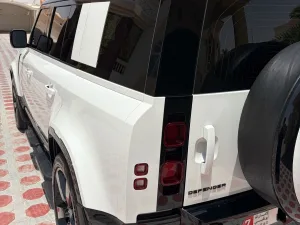 2025 Land Rover Defender 110 S