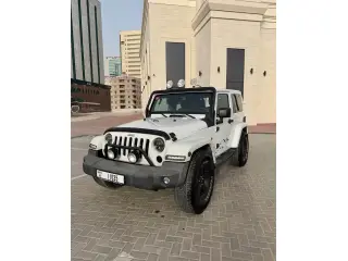 2013 Jeep Wrangler في Dubai سيارة مستعملة