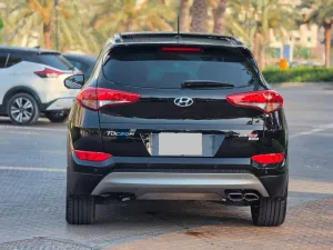 2016 هيونداي توسان Limited