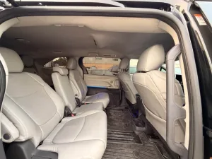 2022 Toyota Sienna LE