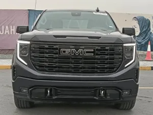 2025 GMC Sierra AT4
