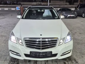 2011 Mercedes-Benz E-Class E300