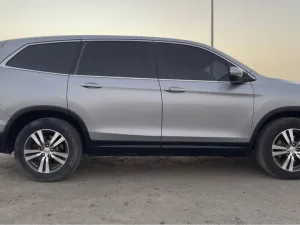 2016 هوندا بايلوت Black Edition