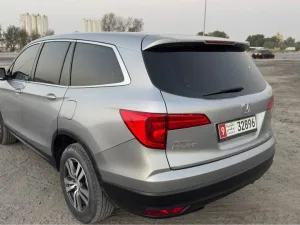 2016 هوندا بايلوت Black Edition
