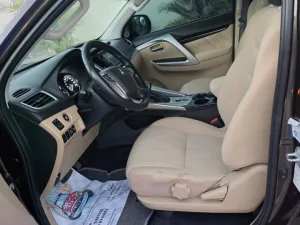 2017 Mitsubishi Montero ES