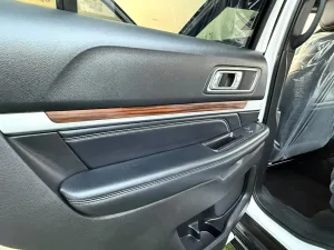 2017 فورد اكسبلورر Limited