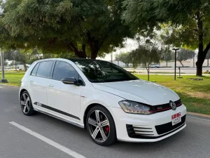 2017 Volkswagen Golf GTI