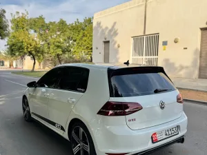 2017 Volkswagen Golf GTI
