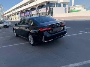 2026 BMW 5-Series 520i