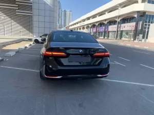 2026 BMW 5-Series 520i
