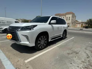 2020 لكزس أل أكس ٥٧٠ No Trim