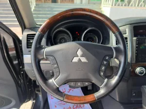 2018 Mitsubishi Pajero Signature Edition