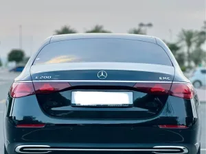 2025 Mercedes-Benz E-Class E200