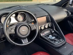 2014 جاكوار الفئة - اف P450 R-Dynamic
