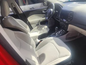 2019 جييب كومباس Latitude LUX