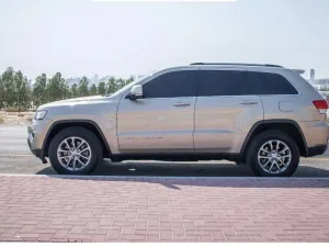 2014 جييب جراند شيروكي Laredo X