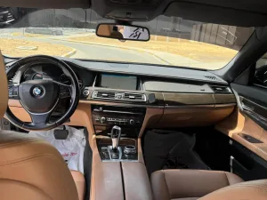 2015 بي أم دابليو الفئة - 7 740Li