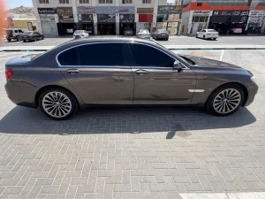 2015 بي أم دابليو الفئة - 7 740Li