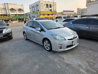 2010 Toyota Prius in Sharjah used car