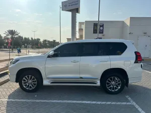 2020 Toyota Prado VX