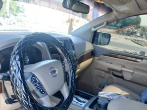 2013 Nissan Armada SV