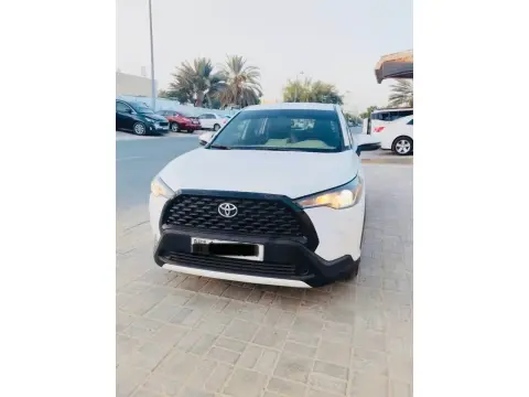 2022 تويوتا كرولا كروس LE