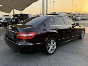 2011 مرسيدس-بنز الفئة - E E300