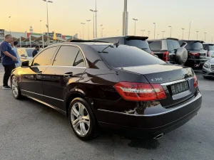 2011 مرسيدس-بنز الفئة - E E300
