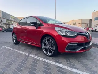 2015 Renault Clio in Ajman used car