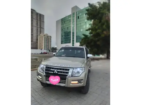 2014 Mitsubishi Pajero GLX