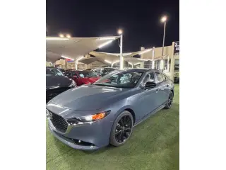 2024 Mazda 3 في Sharjah سيارة مستعملة