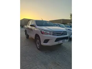 2020 Toyota Hilux in Dubai used car