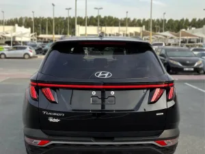 2024 هيونداي توسان SEL