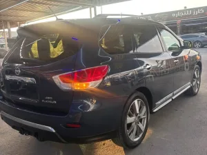 2015 Nissan Pathfinder SL