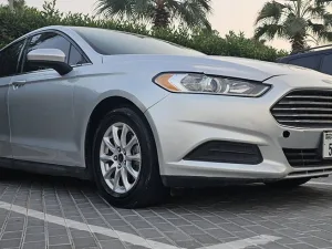 2016 فورد فيجن S